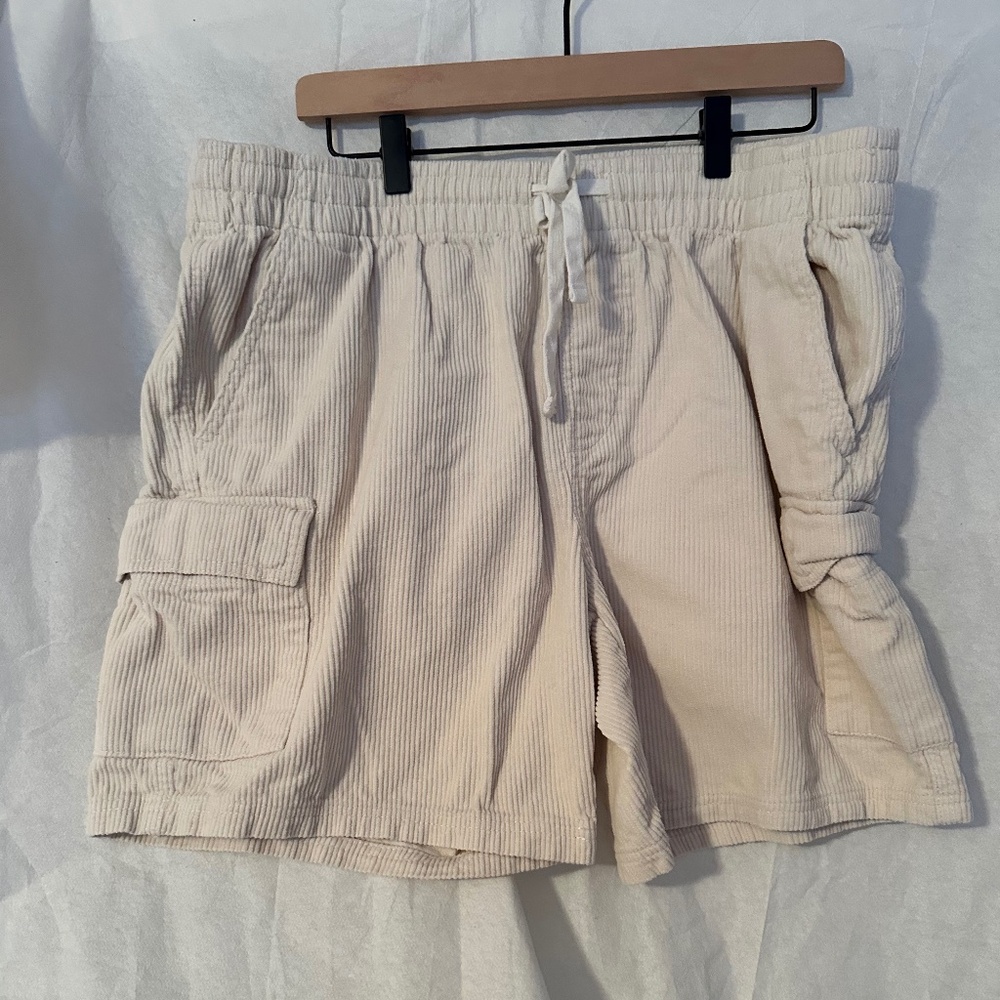 Men's Winter White Corduroy Cargo Short No Boundaries Size L